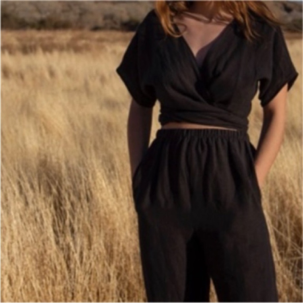 wrap top by Hackwith Design House size small black coastal‎ minimal slow
